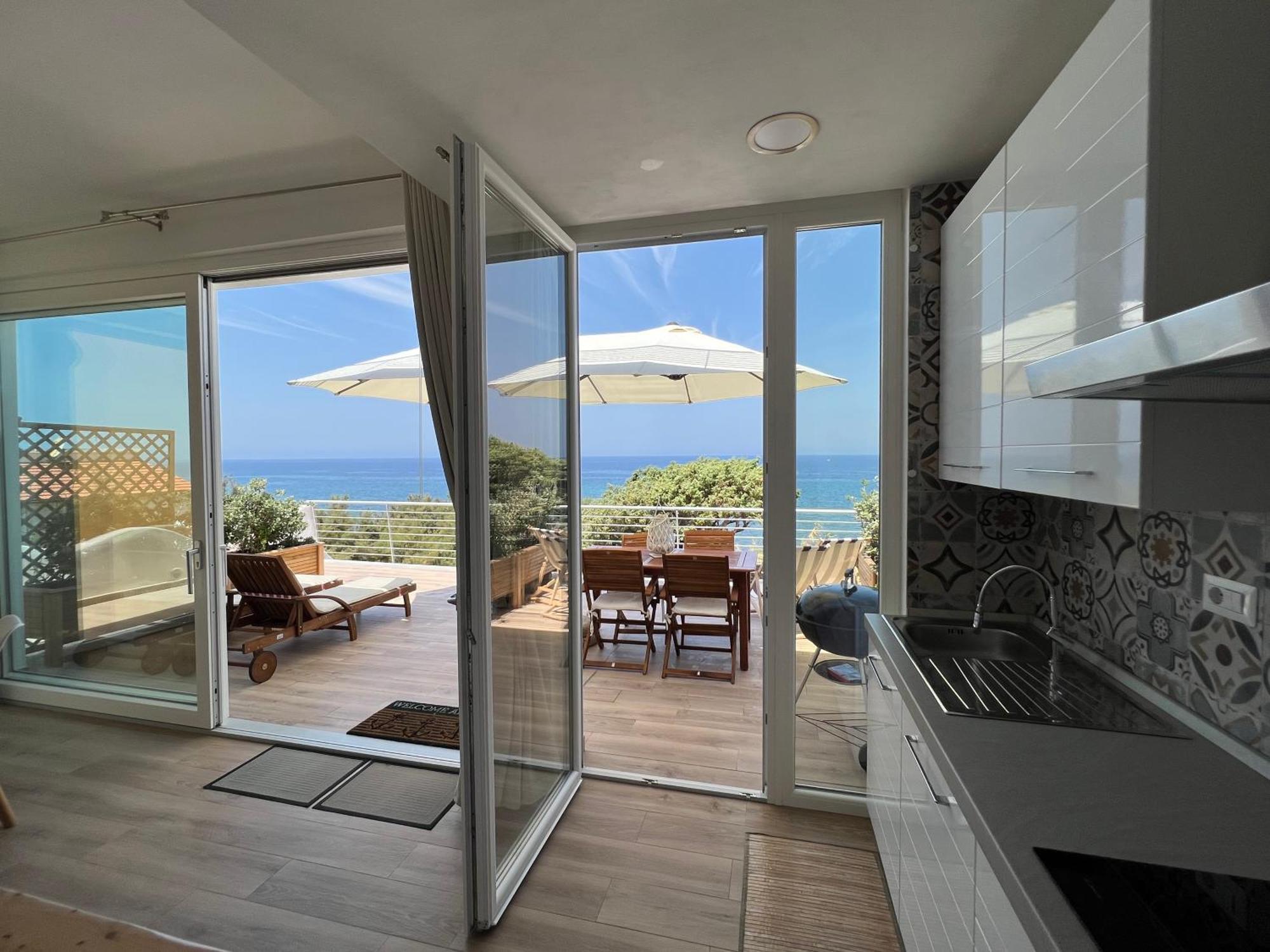 Alba Stupendo Appartamento In Villa Fronte Mare - Golfo Dell'Asinara - Internet Free Valledoria  Exterior photo